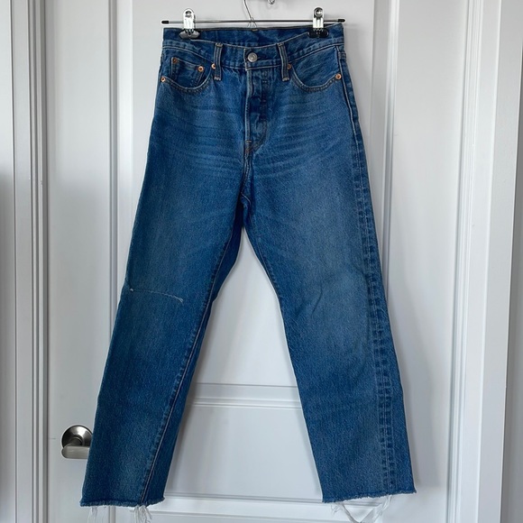 Levi’s Wedgie Jeans - Picture 1 of 5